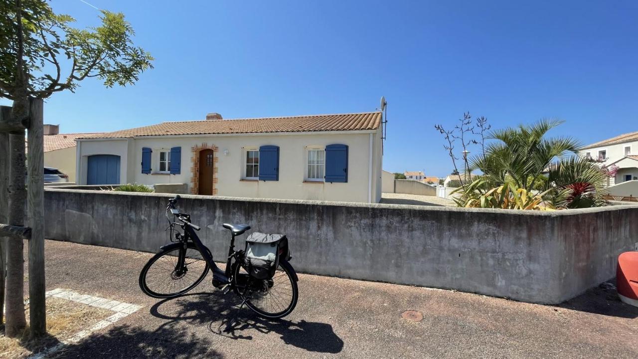 Villa La Grande Vallee Сен-Жил-Кроа-дьо-Ви Екстериор снимка